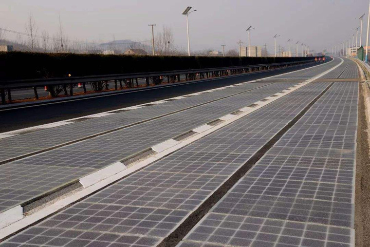 光伏高速公路原理，電動(dòng)汽車在光伏高速上怎樣充電