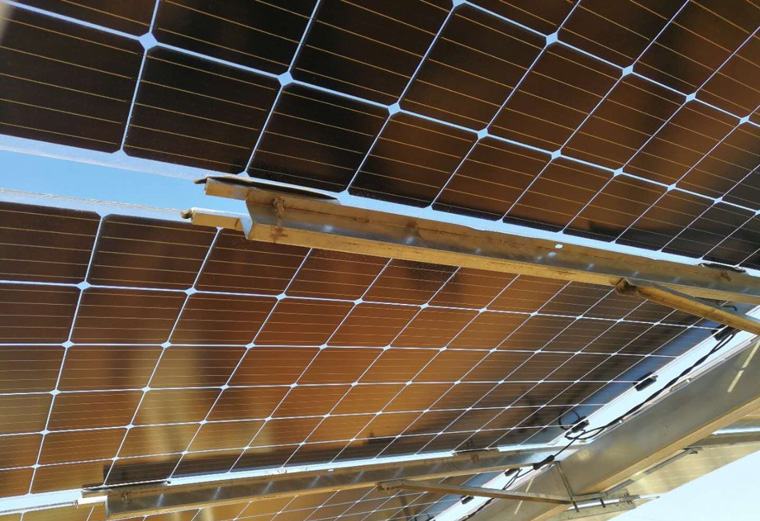 光伏板雙玻雙面優缺點,光伏組件雙面率是什么