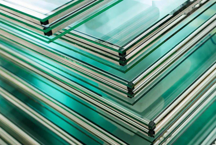 什么是光伏壓延玻璃,壓延玻璃出現線道的原因